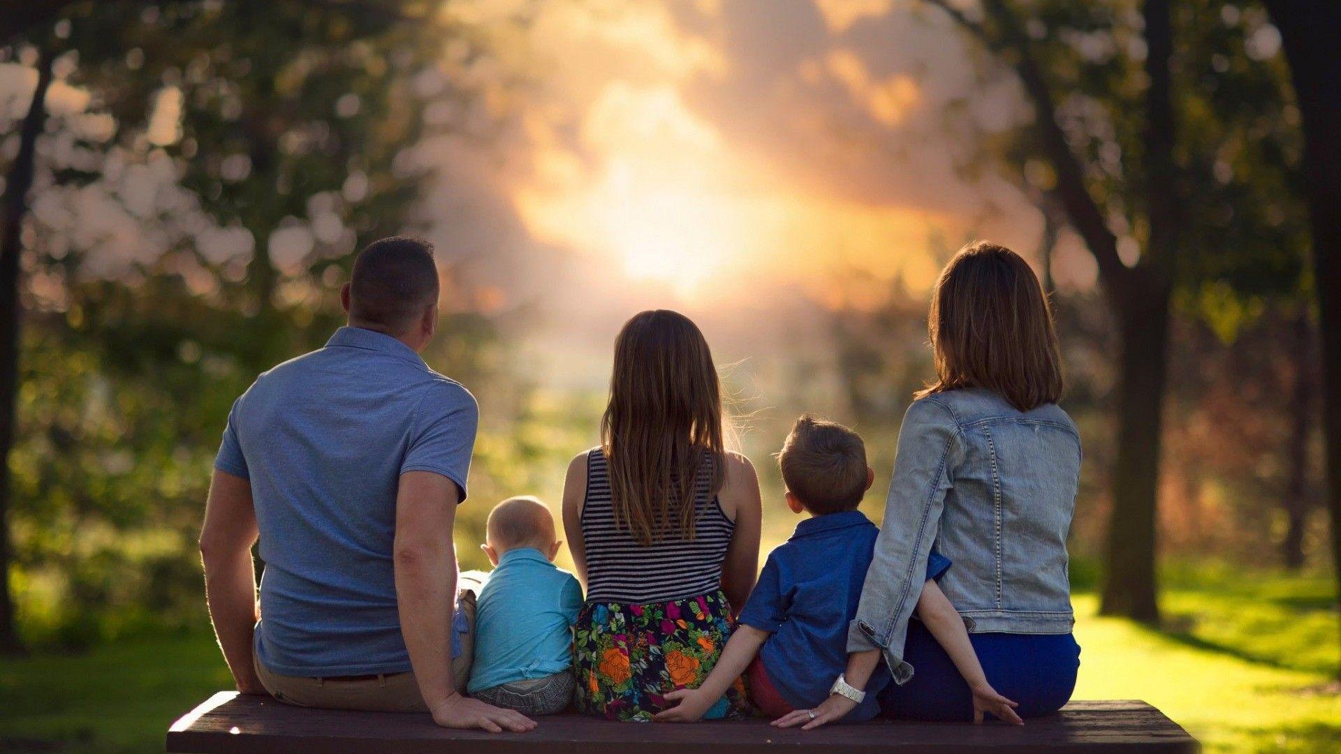 Familia Feliz